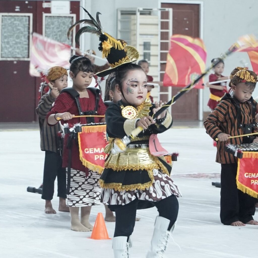 Lomba Marching Band Kapolres Gresik Cup 2025 Resmi Dibuka, Ratusan Peserta Tunjukkan Semangat Prestasi