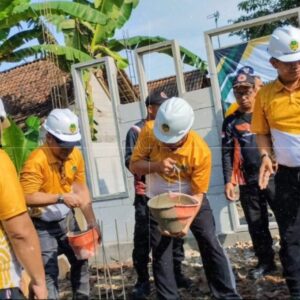 Kegiatan sosial,  Pelayanan Administrasi Kependudukan, Kesehatan,Sarasean hingga  RTLH Warnai BST di Desa Muneng