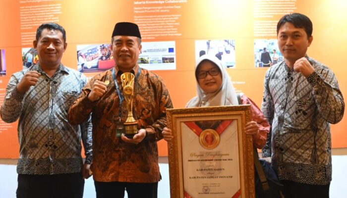 Pemkab Madiun Raih Penghargaan Innovative Government Awards 2025