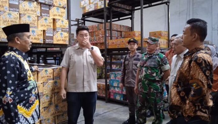 Pastikan Ketersediaan Stok Bahan Pangan Jelang Nataru Aman, Bupati Madiun Sidak di Sejumlah  Titik Strategis