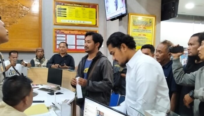 Puluhan Jurnalis Laporkan Dugaan Penghalangan Kerja Jurnalistik ke Polres Ngawi