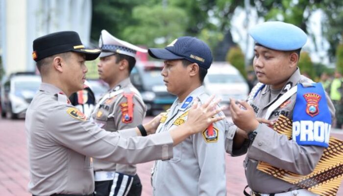 Polres Gresik Gelar Apel Operasi Lilin Semeru 2025, Pastikan Nataru Aman dan Nyaman
