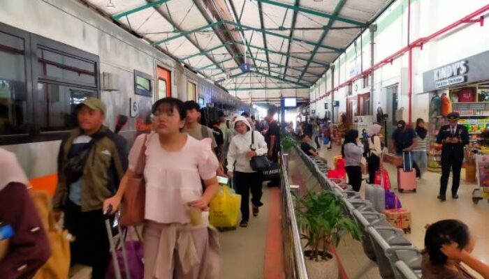 Lebih dari 280 Ribu Pergerakan Penumpang, Daop 7 Madiun Jadi Magnet Mobilitas Nataru