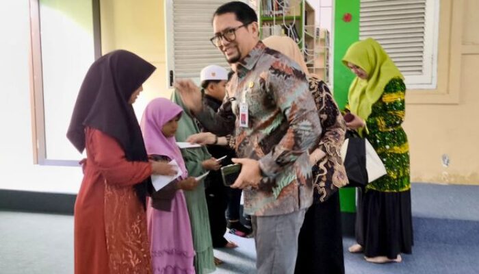 Dinas Perpustakaan dan Kearsipan Bondowoso Gelar Doa Bersama dan Santuni Anak Yatim