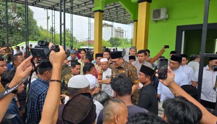 Bupati Asri Ludin: Tugas Kita Memakmurkan Masjid