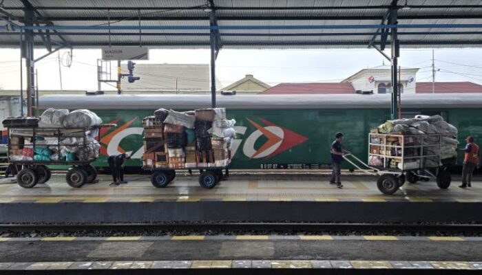 KAI Daop 7 Madiun Angkut 68.452 Ton Barang, Ketepatan Waktu Capai 98.58 Persen