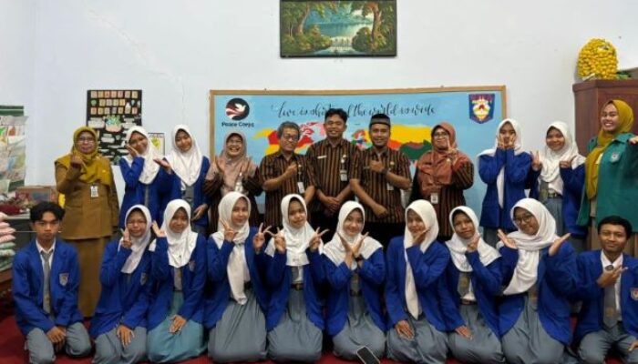 Tingkatkan Kualitas Pembelajaran, SMA Negeri 1 Maospati Terima Studi Tiru SMK Negeri 2 Karanganyar