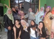 Digoyang Artis Titin Kharisma Halal Bihalal Sidoarjo Damai Bersatu Makin  Meriah