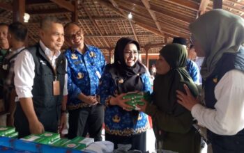 Pemkab Magetan Salurkan Bansos Atensi  bagi PPKS