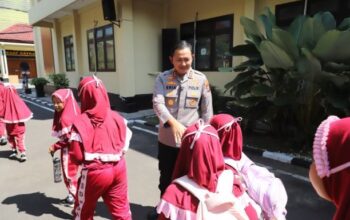 Polisi Sahabat Anak, Kapolres Magetan Sambut Kunjungan Edukasi SD Muhammadiyah