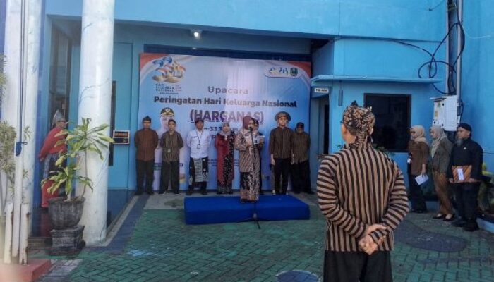 Usung Tema “Ayah Wajib Hadir” Bupati Magetan Pimpin Upacara  Peringatan Harganas ke-33