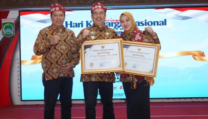 Puncak Harganas, Pemkab Madiun Raih Penghargaan Dari Kementrian Kependudukan dan Pembangunan Keluarga
