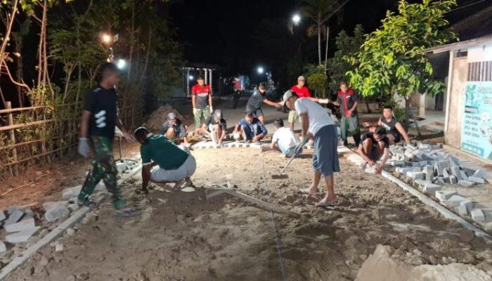 Kemanunggalan TNI-Rakyat, Pembangunan Jalan Poros Desa Bulu Lor Dikebut Bersama