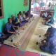 Ngopi Bareng Warga, Satgas TMMD Ke-129 Bulu Lor Ponorogo Tuai Pujian