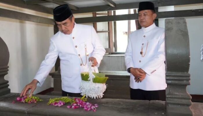 Memperingati Hari Jadi Ke-458, Bupati Madiun Ziarah Makam