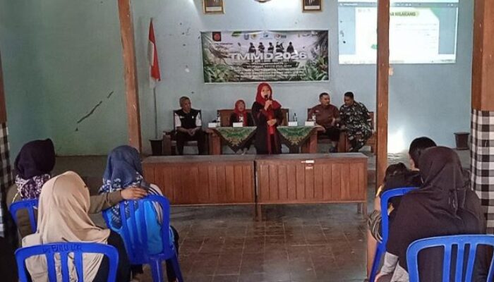 DLH Ponorogo dan TMMD Ke-129 Sosialisasikan Sampah Jadi Berkah di Bulu Lor