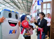 KAI Daop 7 Madiun Ajak Pelanggan Rayakan HUT ke-81 RI di Stasiun dan di Atas Kereta Api
