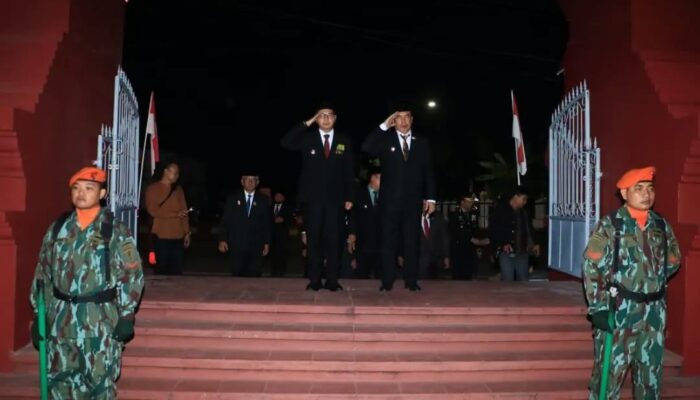 Apel Kehormatan dan Renungan Suci di Taman Makam Pahlawan Madiun