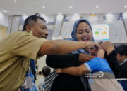 Gerakan Balita Sehat Menuju Generasi Emas Dengan Pemberian Vitamin A dan PMT Lokal