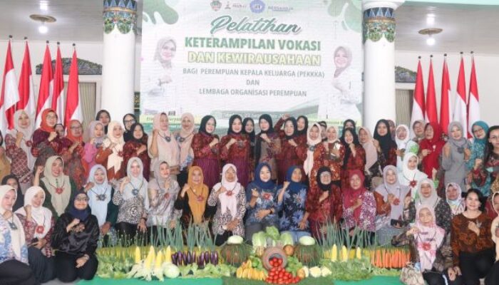 Pelatihan Vokasi dan Kewirausahaan Dorong Kemandirian Perempuan Kepala Keluarga